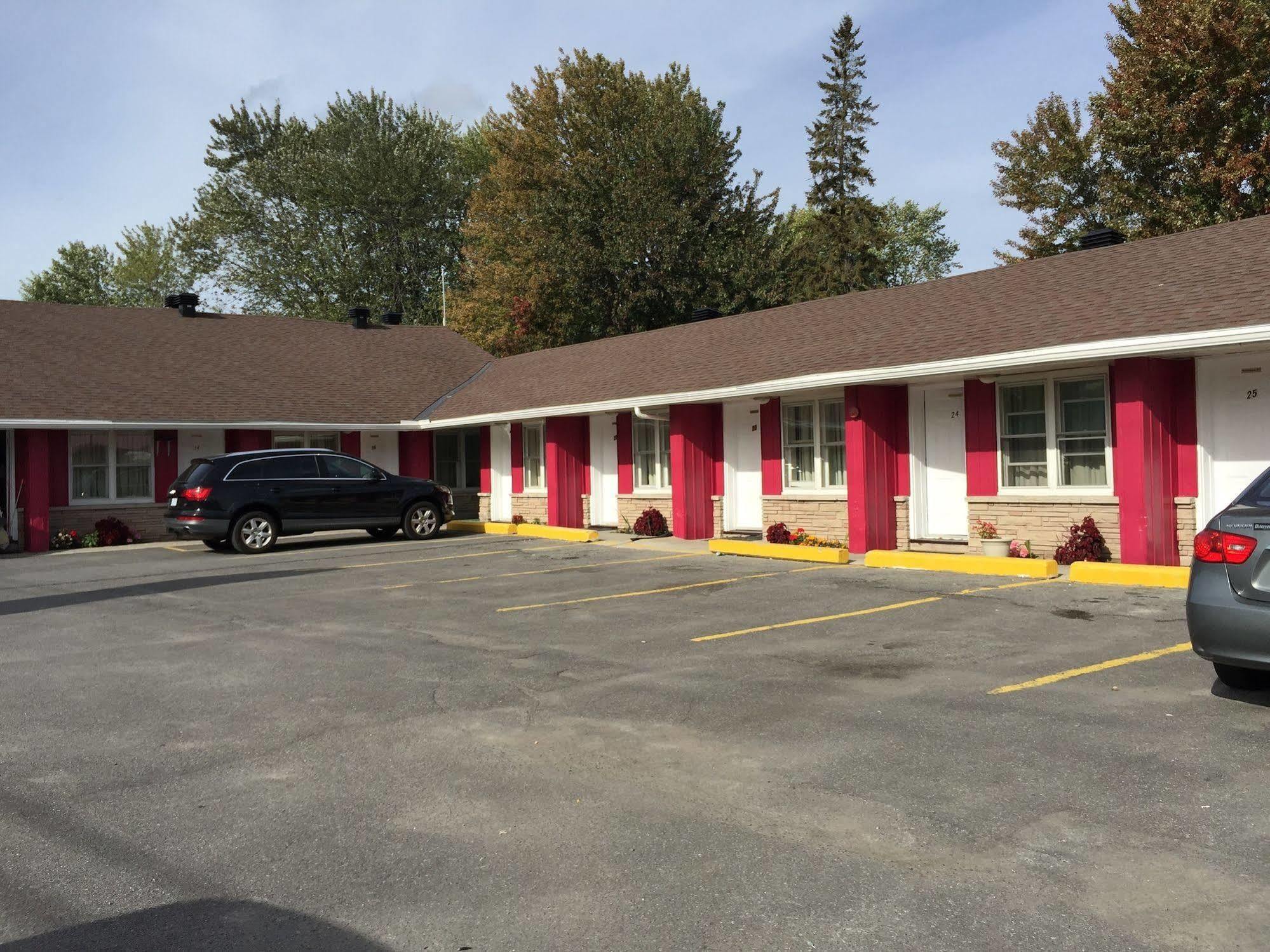 Stardust Motel Ottawa Dış mekan fotoğraf